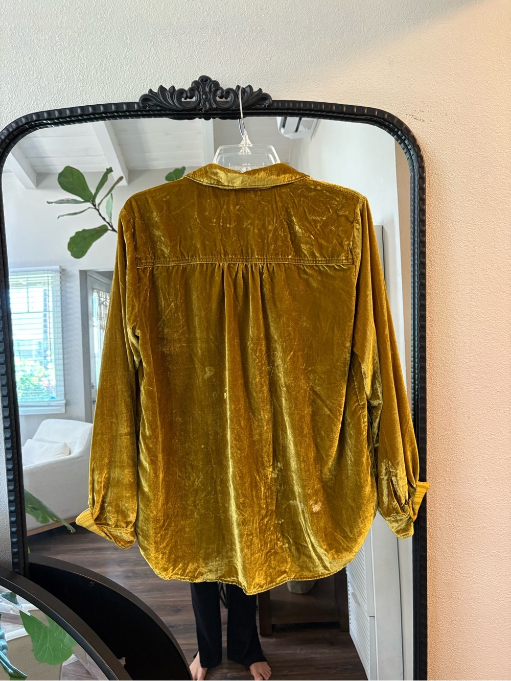 Anthropologie Olive Velvet Button-Down Shirt - Picture 4 of 4